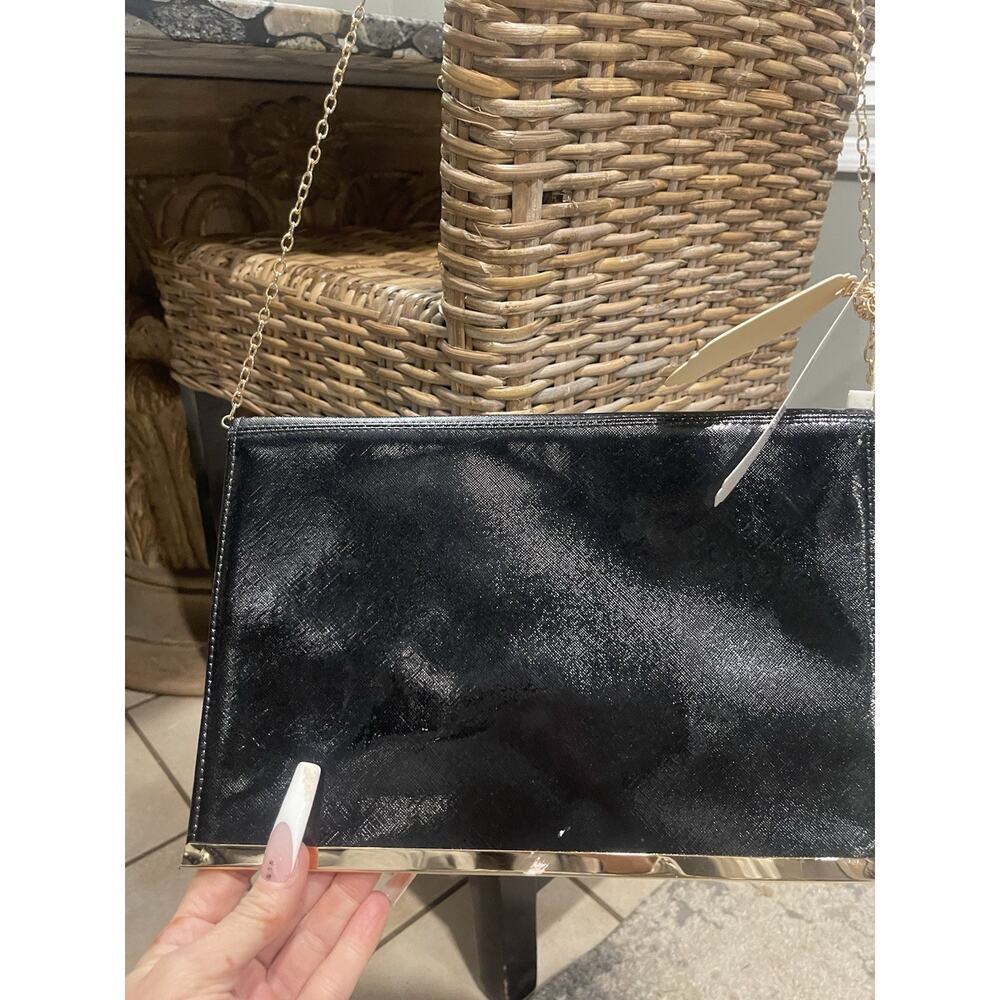 Aldo Black Envelope Clutch/ Shoulder Bag with Chain Strap, Snap, Gold Detailing​ - Picture 4 of 6